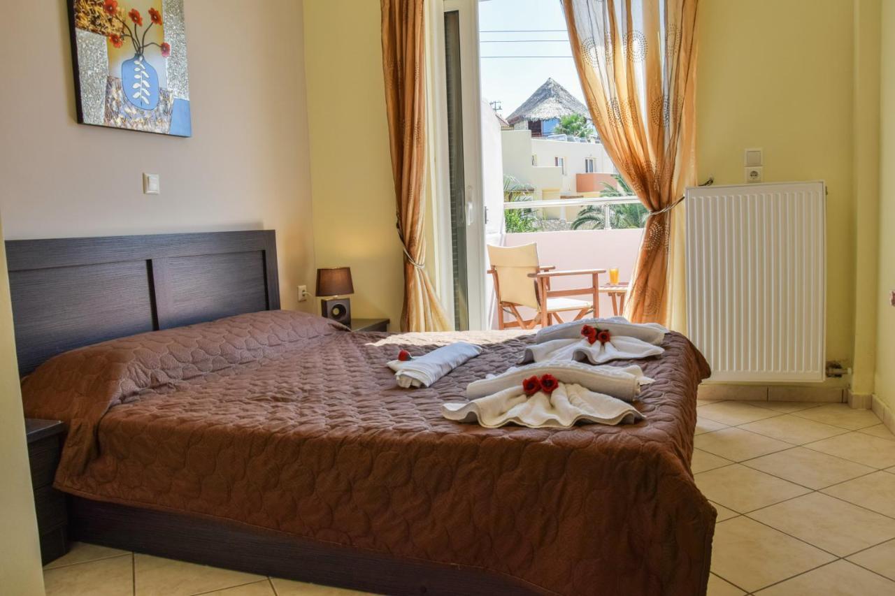 Roumpini Homes Agia Marina Esterno foto