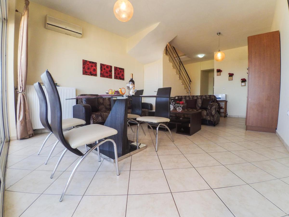 Roumpini Homes Agia Marina Esterno foto