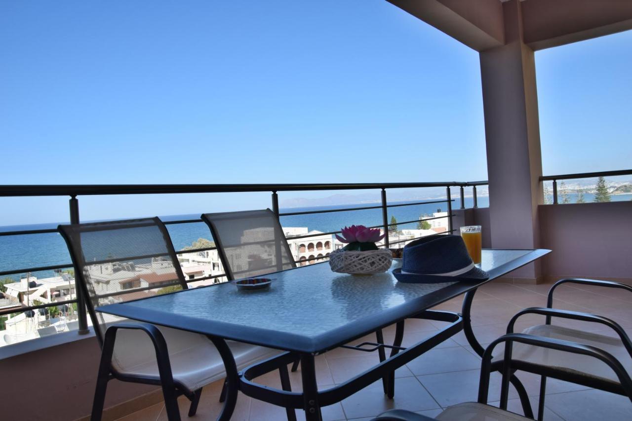 Roumpini Homes Agia Marina Esterno foto