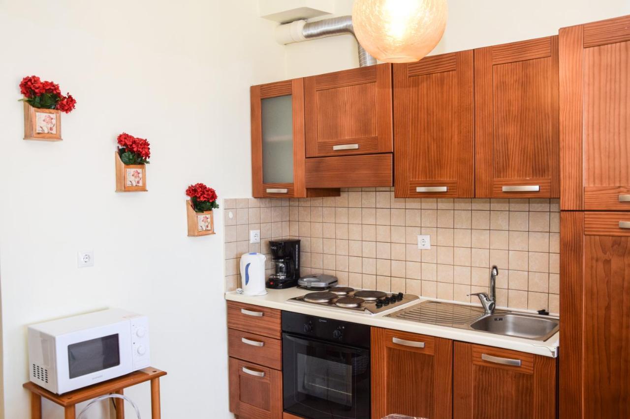 Roumpini Homes Agia Marina Esterno foto
