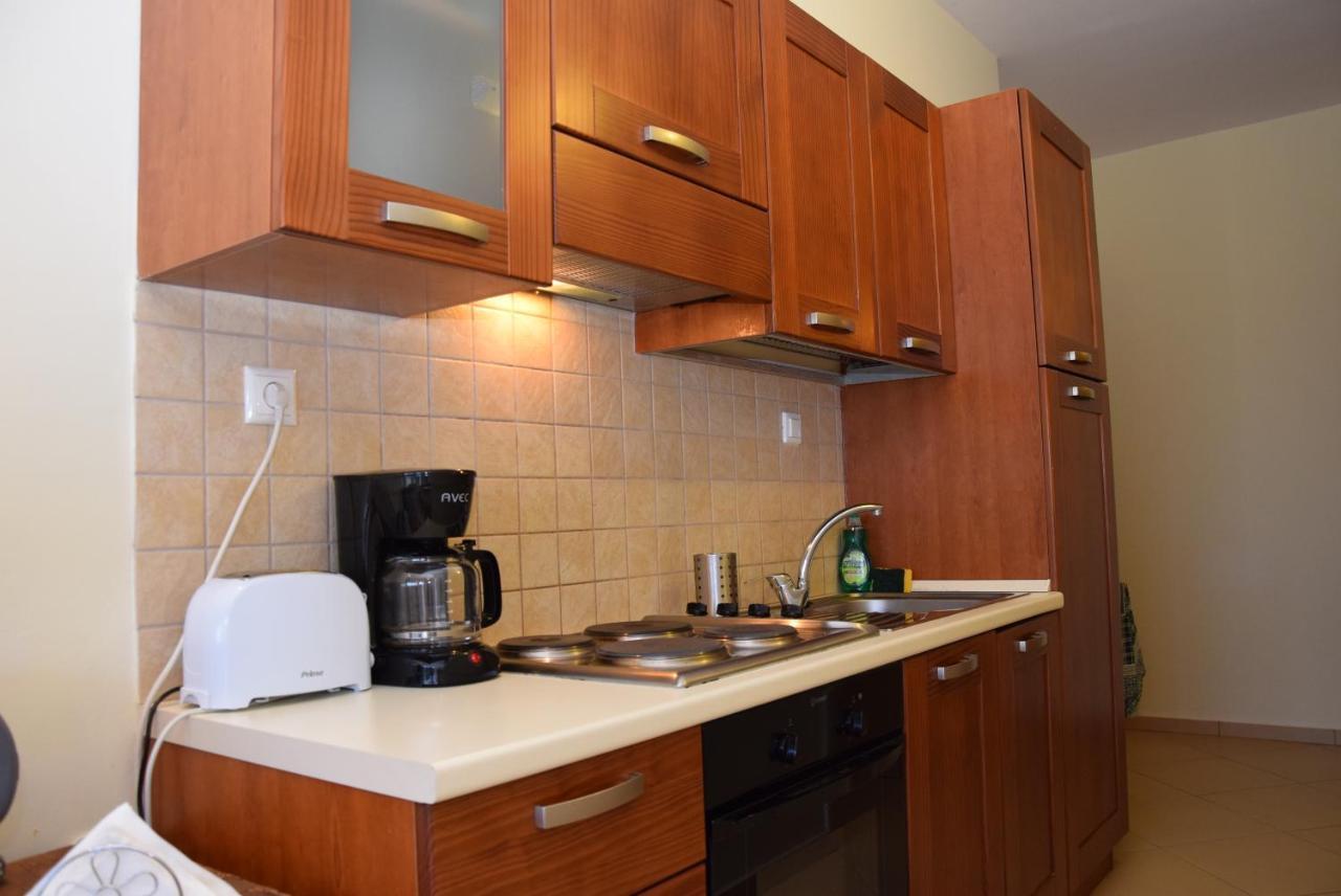 Roumpini Homes Agia Marina Esterno foto